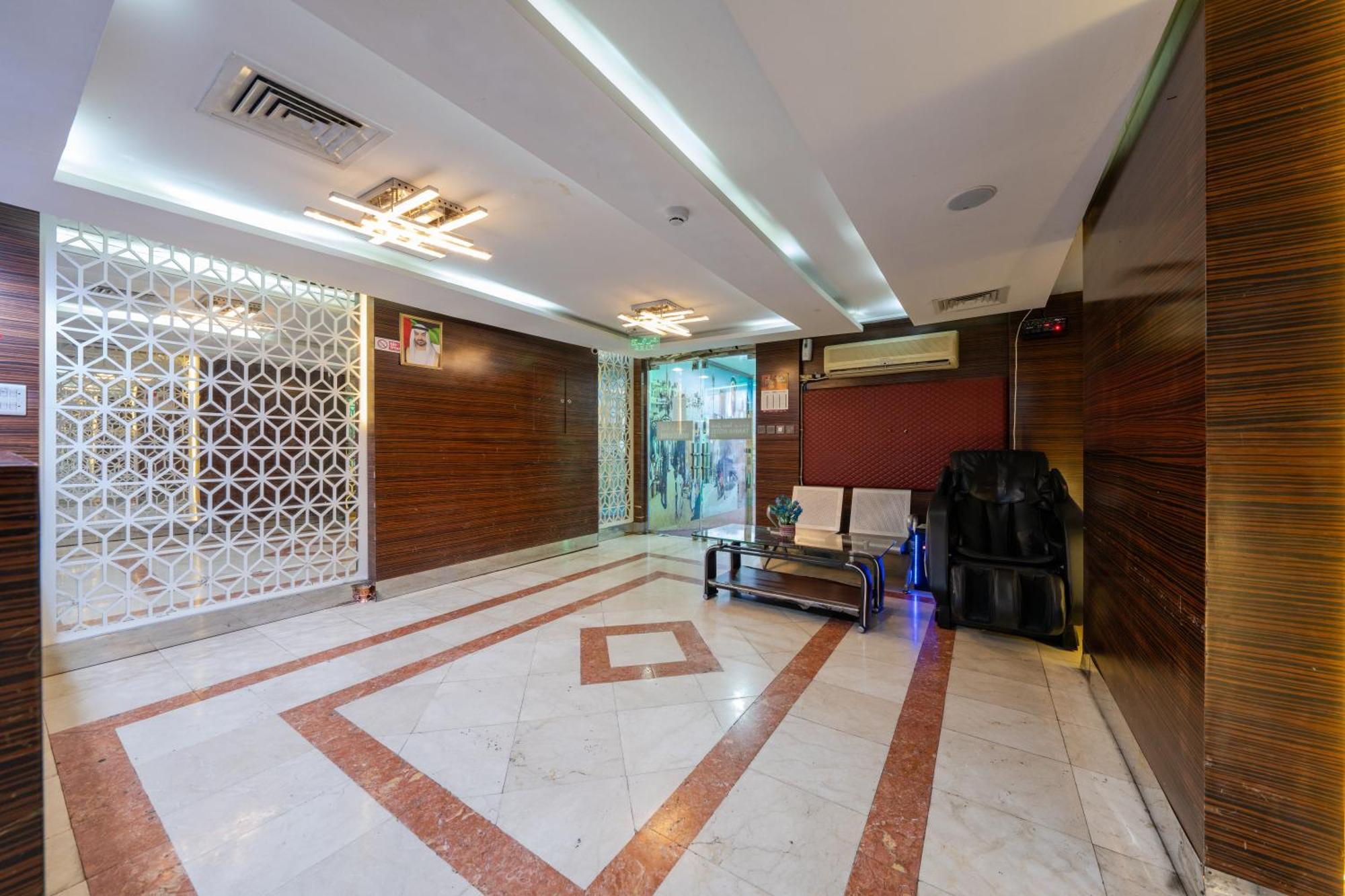 Tanha Hotel Dubai Exterior photo
