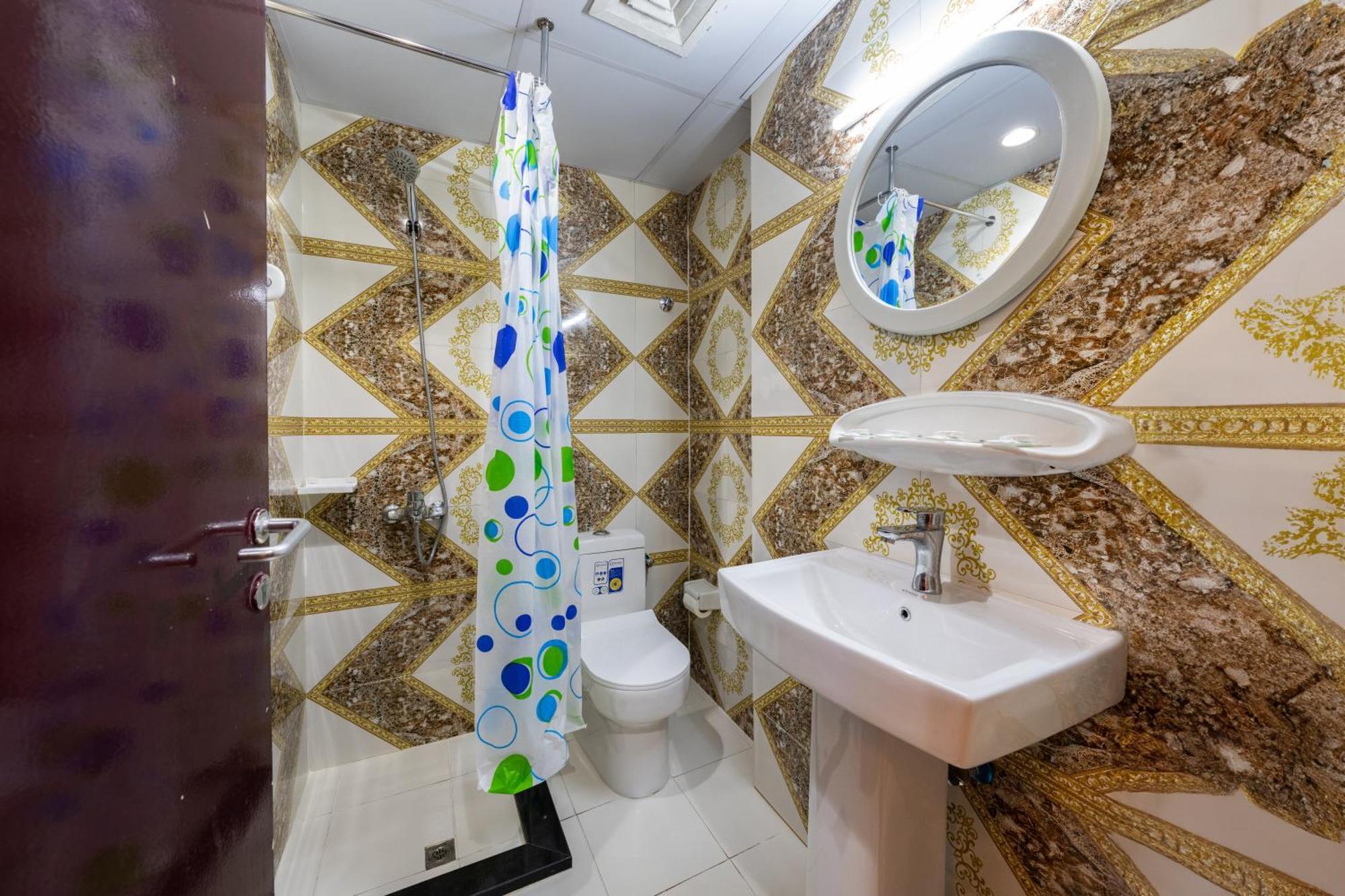 Tanha Hotel Dubai Exterior photo